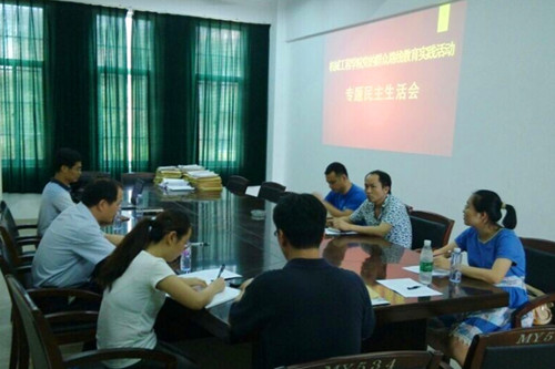 QQ图片20140626065821.jpg